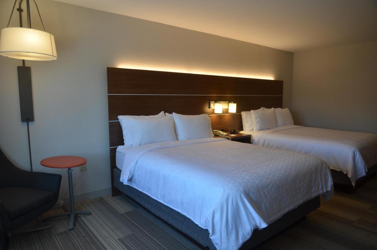 Holiday Inn Express Hotel & Suites Rochester By Ihg Luaran gambar