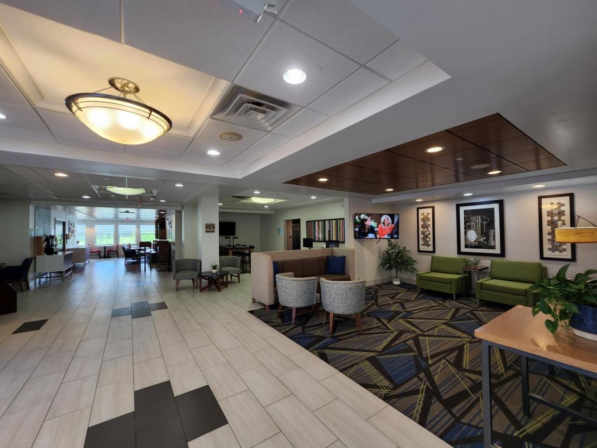 Holiday Inn Express Hotel & Suites Rochester By Ihg Luaran gambar