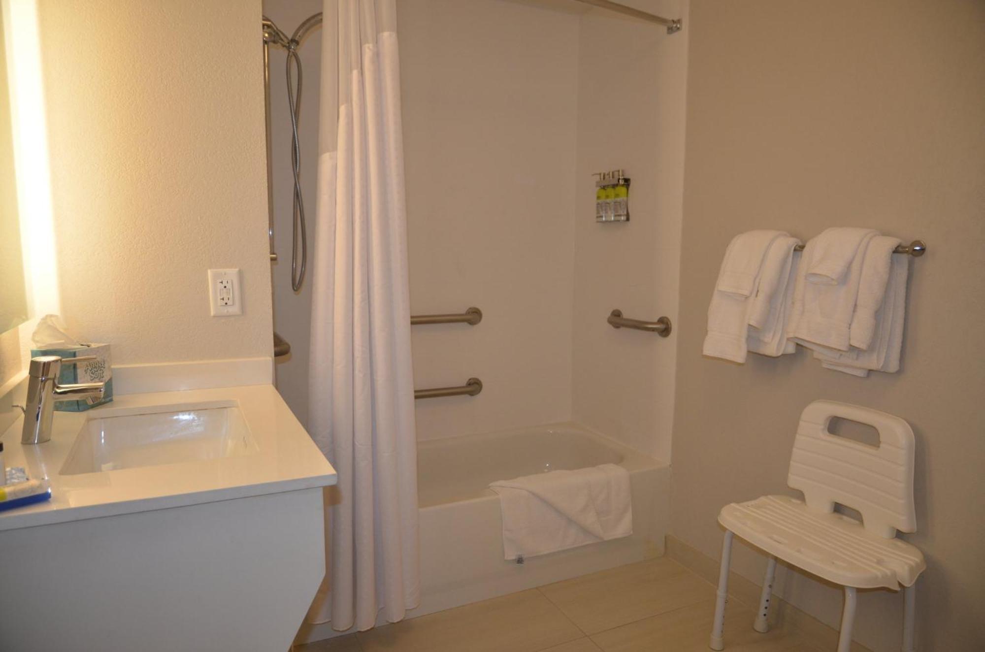 Holiday Inn Express Hotel & Suites Rochester By Ihg Luaran gambar