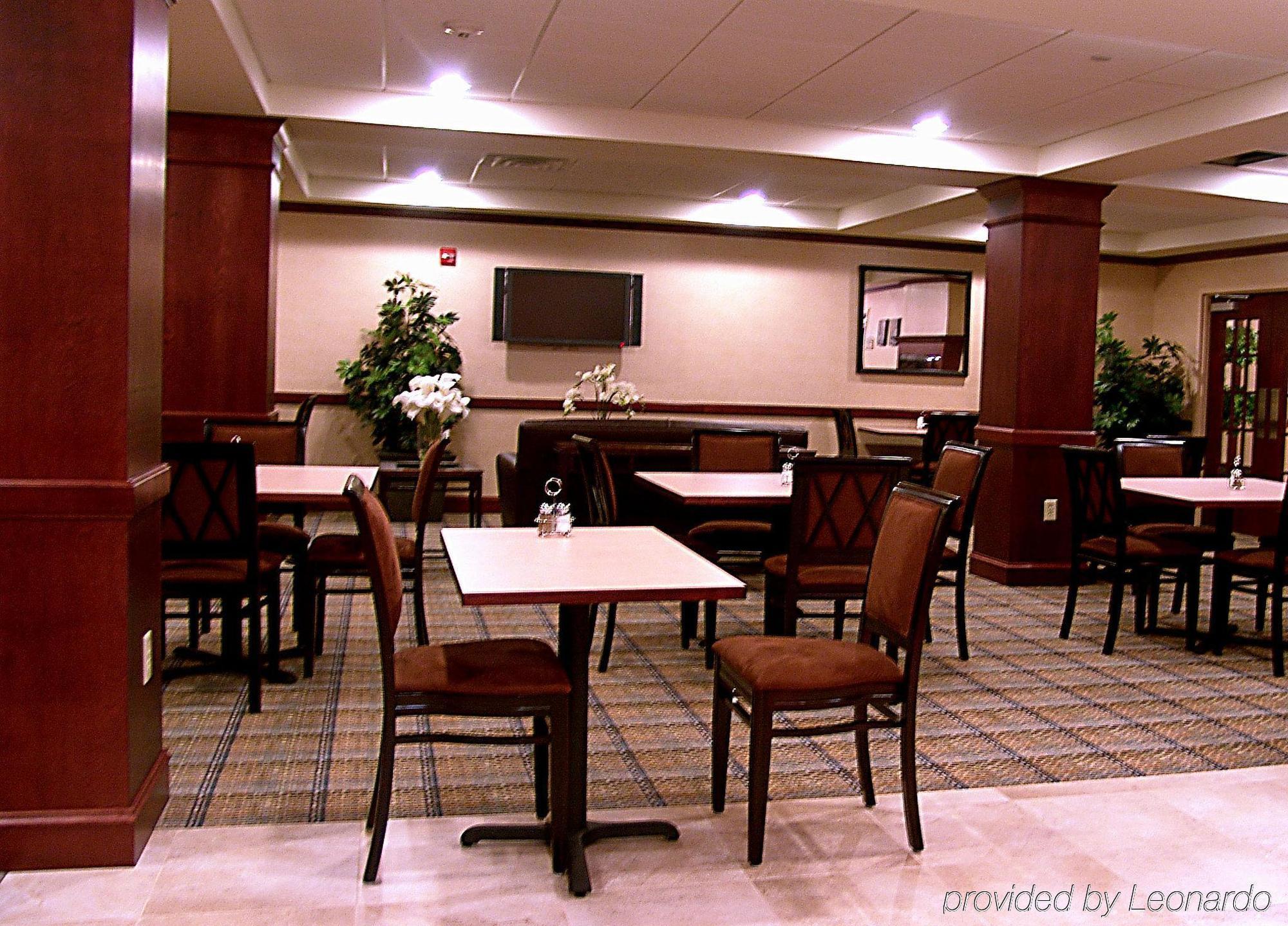 Holiday Inn Express Hotel & Suites Rochester By Ihg Restoran gambar